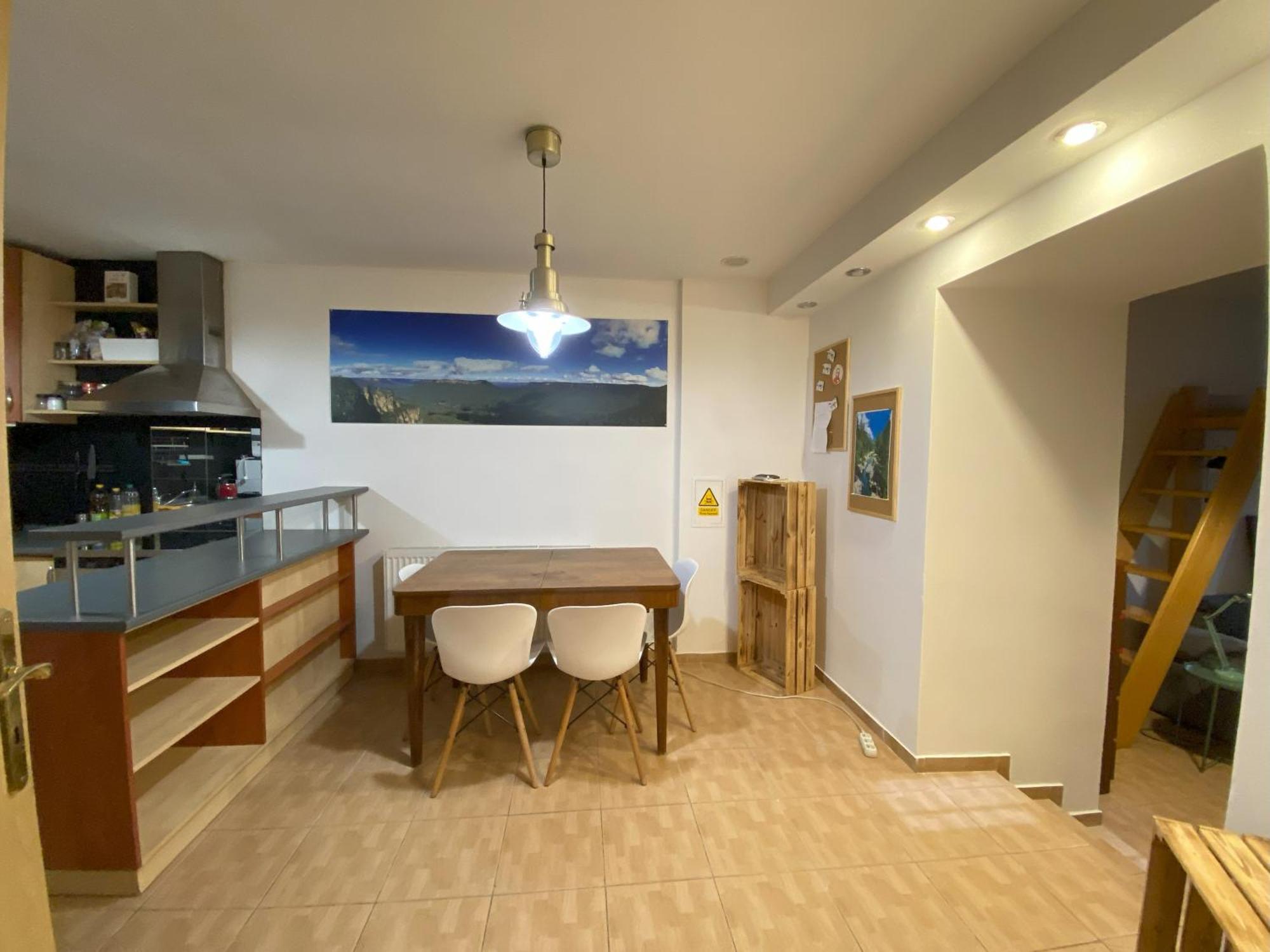 Cozy Garden Apartment In The Heart Of Прага Екстер'єр фото